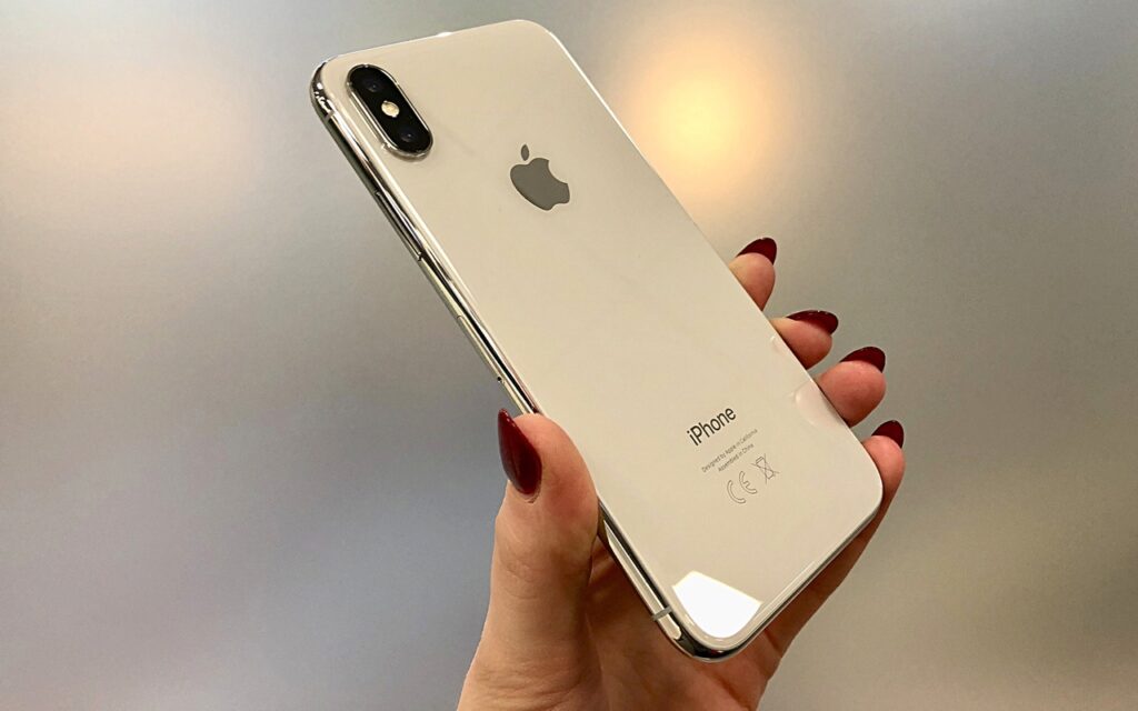 iPhone X