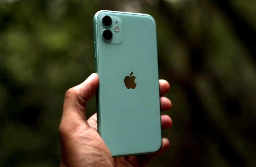 Apple iPhone 11